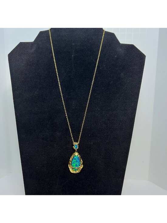 Unbranded Jewelry - Gold Tone Cable Chain Necklace With Faux Blue/Green Opal Pendant (6392)